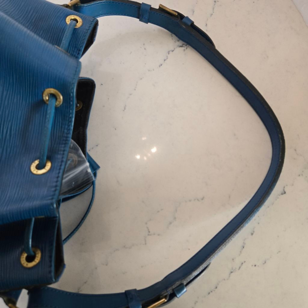 Women's Louis Vuitton Epi Leather Petit Noe Shoulder Bag in Blue - Picture 15 of 15